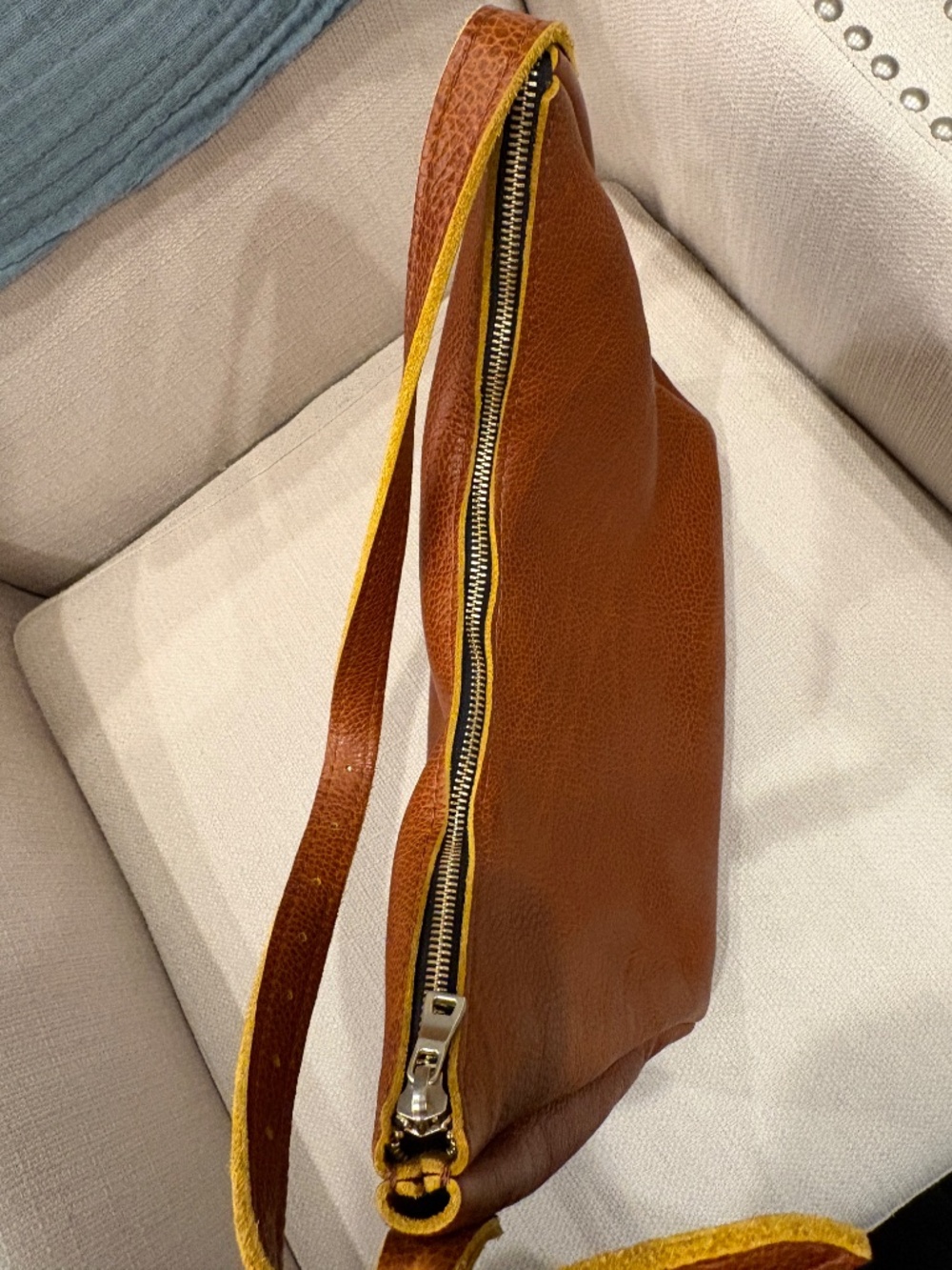 Portland Leather Medium Aspen - Picture 5 of 6